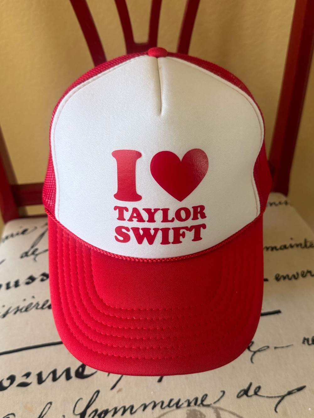 I♥️Taylor Swift Red and White Trucker Hat NEW